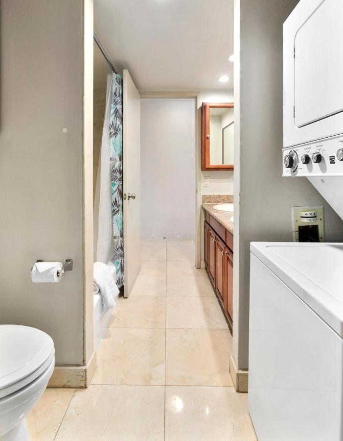 Waikiki Beach Condominiums Honolulu Ngoại thất bức ảnh